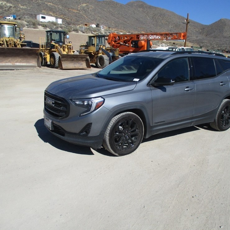 2021 GMC TERRAIN SLT