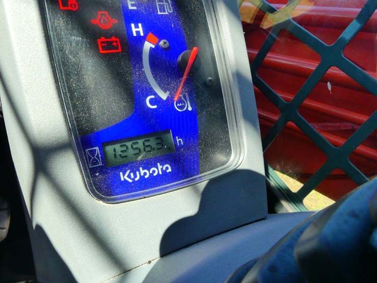 2016-kubota-svl75-2-image-18