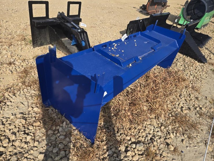 #5892-•-new-8'-skid-steer-economy-snow-pusher-image-2