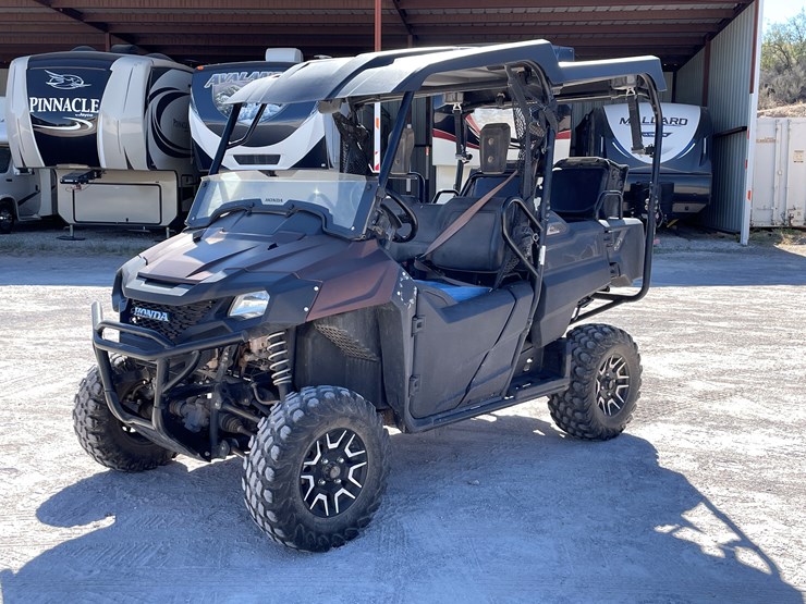 2021-honda-pioneer-700-image-1