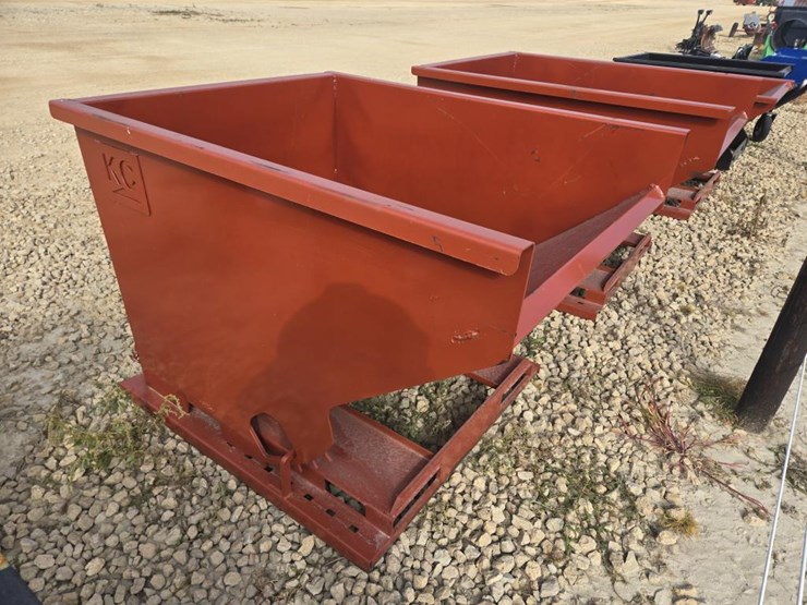 #5898-•-new-2-yd-self-dumping-hopper-image-3