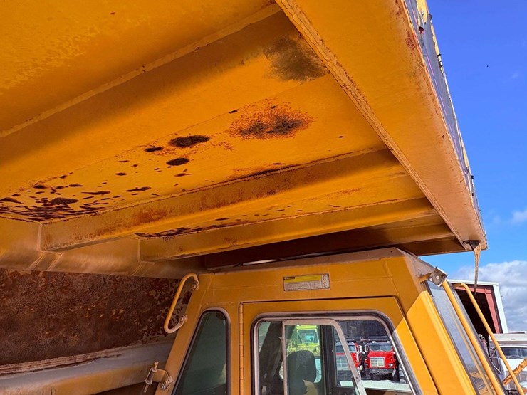 1995-caterpillar-769c-image-17