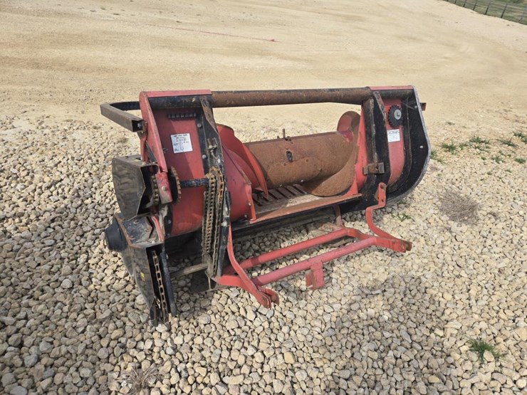 #5869-•-new-idea-pull-type-chopper-w/-2-row-30"-corn-head-image-6