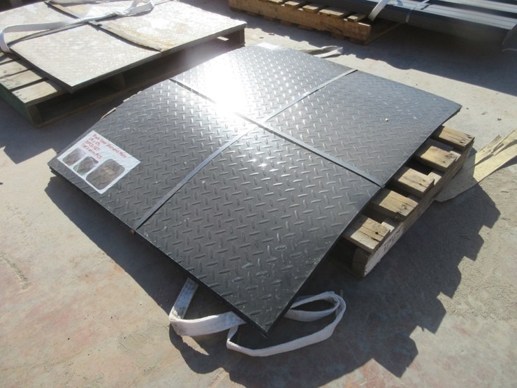 new-unused-3'-x-4'-diamond-plate-sheets,-image-2