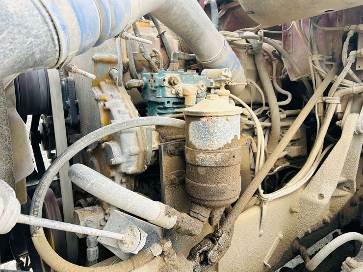 1997-international-paystar-5000-image-33