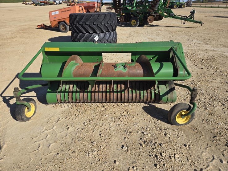 john-deere-7-image-3