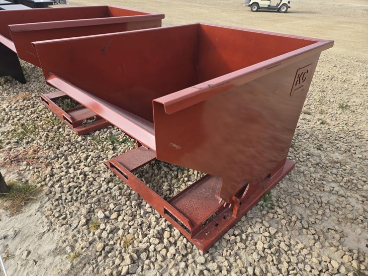 #5899-•-new-2-yd-self-dumping-hopper-image-3