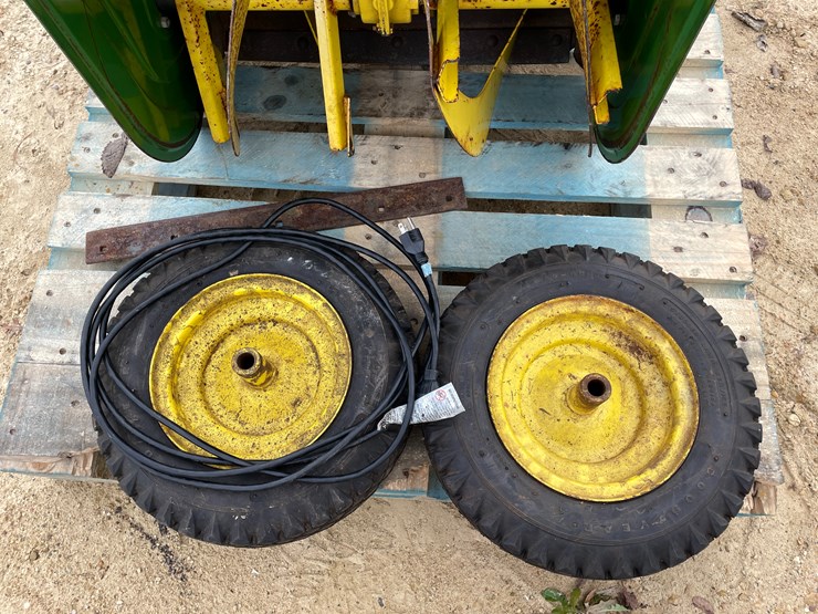 john-deere-524-image-16