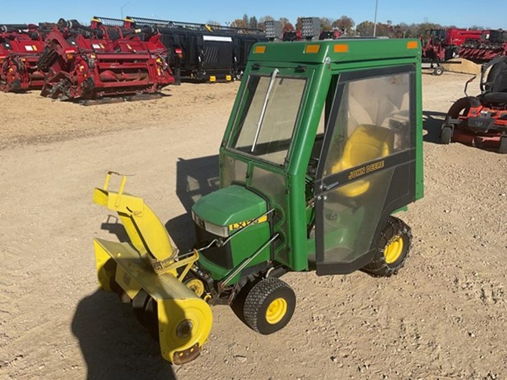 john-deere-lx176-image-1