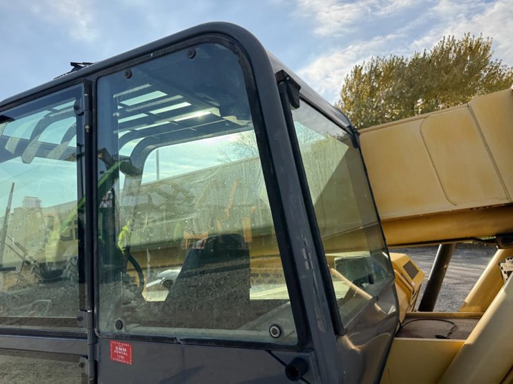 2013-gehl-dl11-image-30