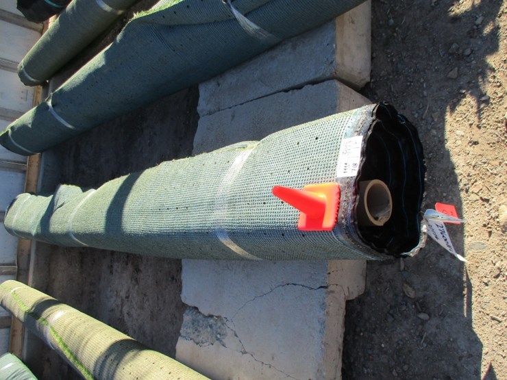 unused-roll-of-artificial-turf-image-2