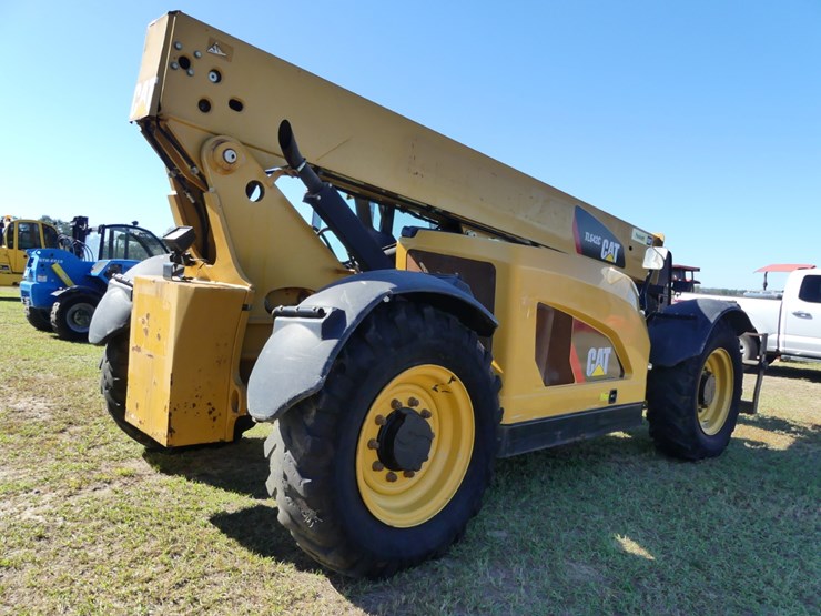 2015-caterpillar-tl642c-image-3