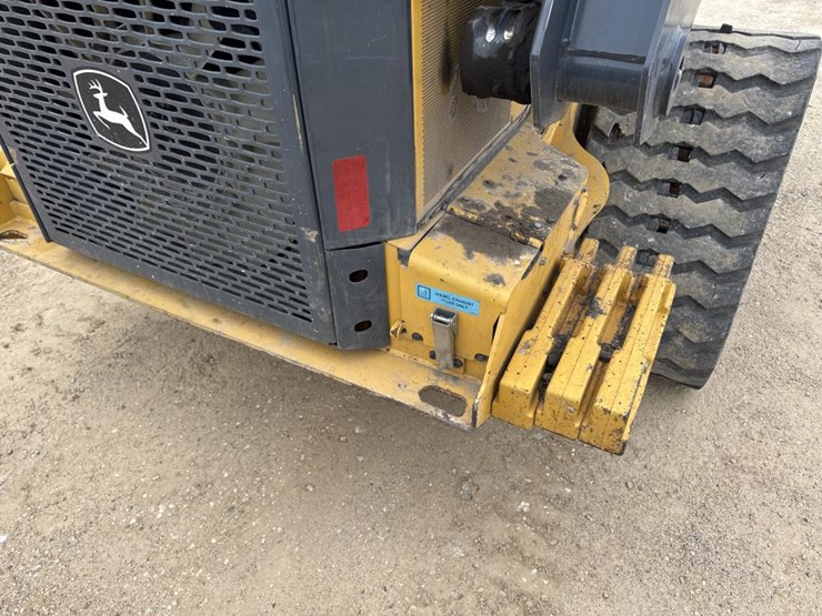 2019-deere-331g-image-19