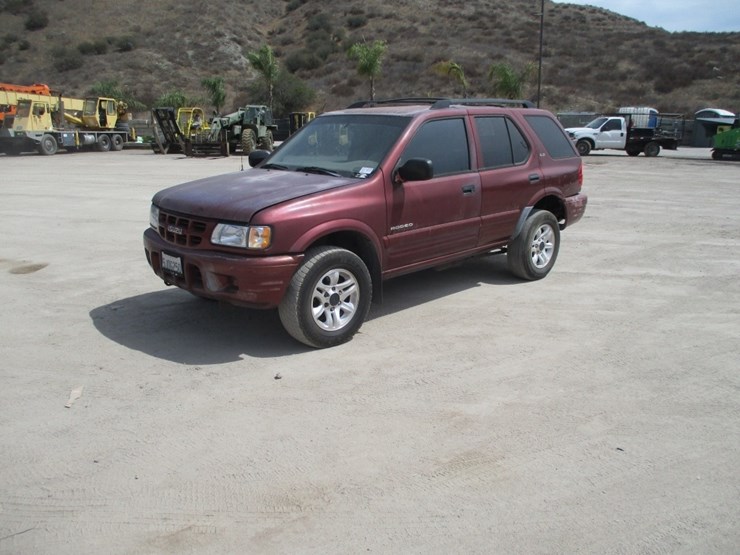 2002-isuzu-rodeo-image-1