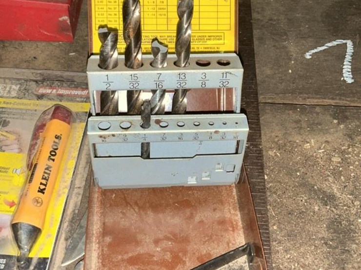 #754-•-wrenches,-tools,-miscellanous-parts-image-40