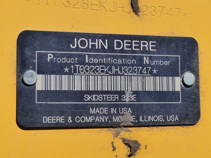 2018-deere-323e-image-19