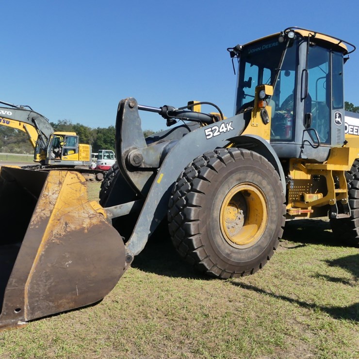 DEERE 524K