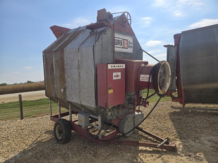 #5859-•-super-b-160-bu.-grain-dryer-image-3