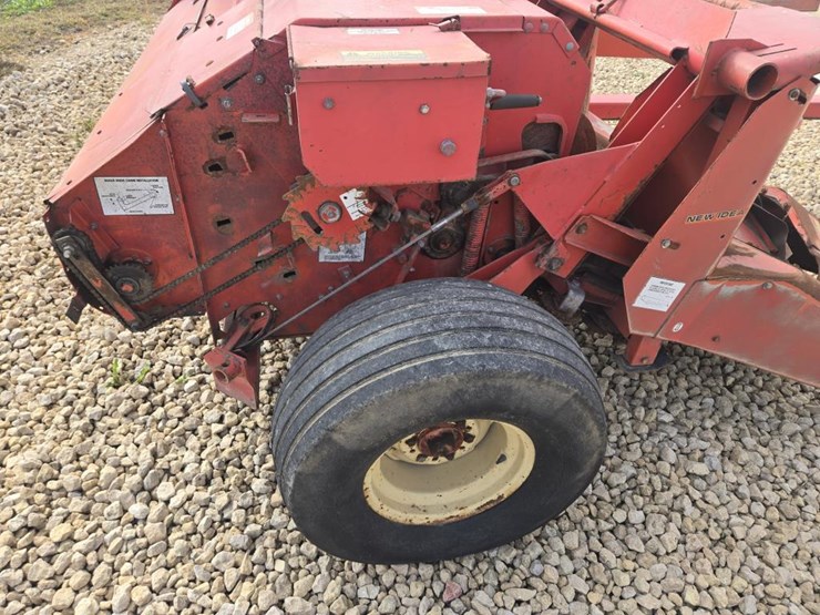 #5869-•-new-idea-pull-type-chopper-w/-2-row-30"-corn-head-image-10