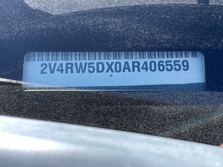 2010-volkswagen-routan-image-115