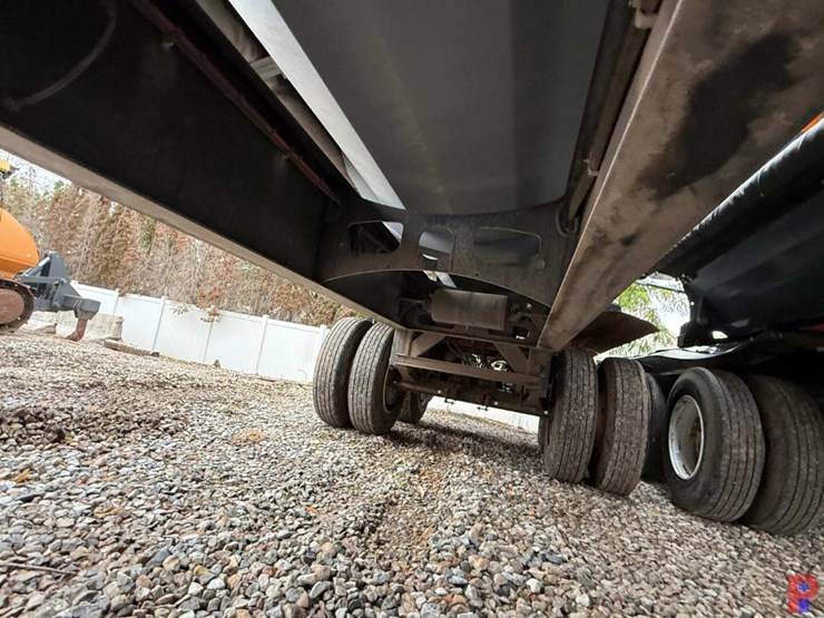 2022-demco-side-dump-image-15