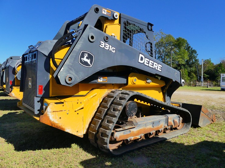 2019-deere-331g-image-4