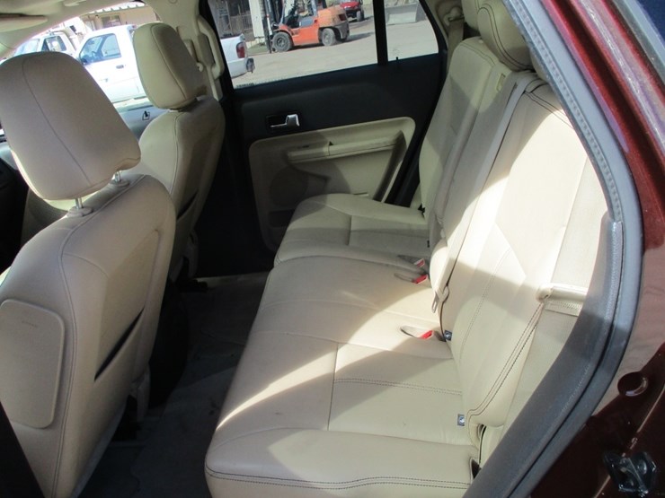 2010-ford-edge-sel-image-8