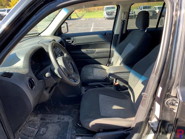 2014-jeep-patriot-image-5