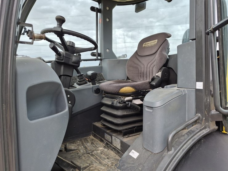 new-holland-w80c-image-18