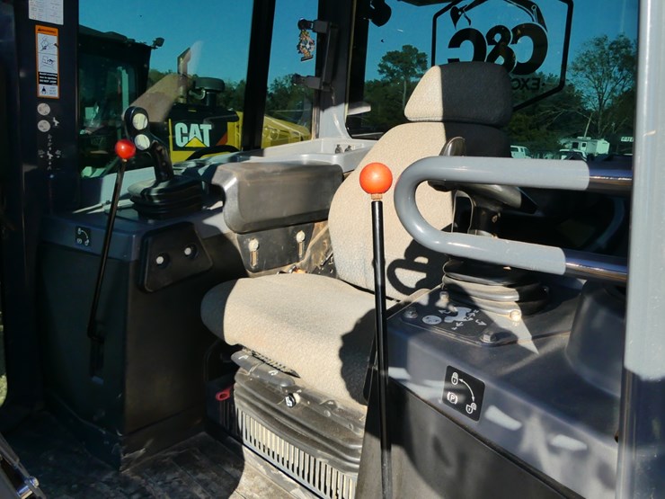 deere-750k-lgp-image-12