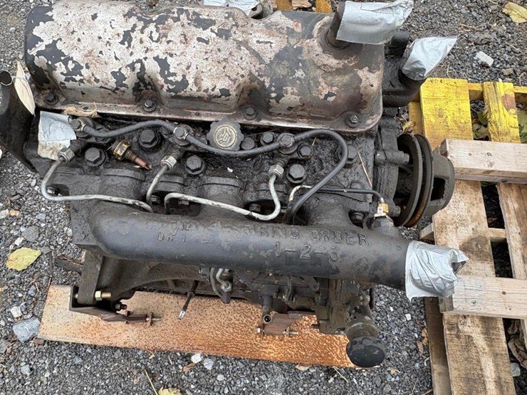 new-holland-l783-image-5