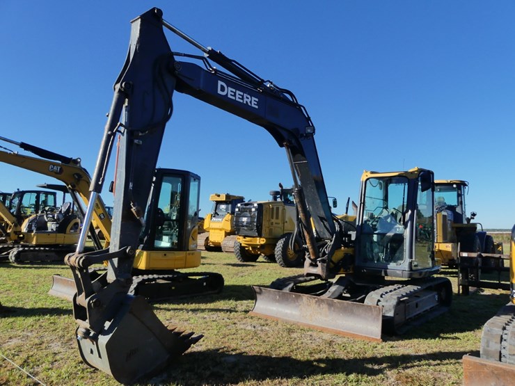 2018-deere-85g-image-1