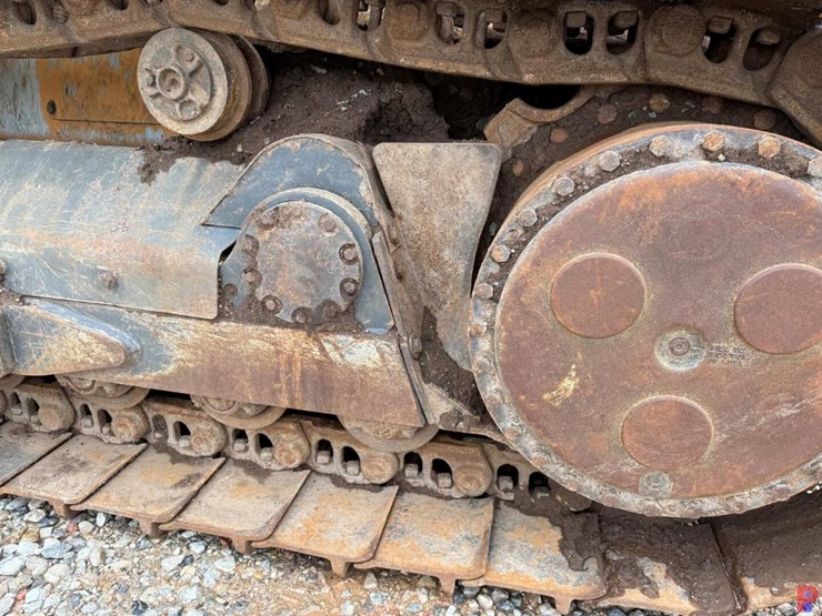 2014-case-2050m-image-7