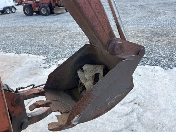 ditch-witch-2310-image-14