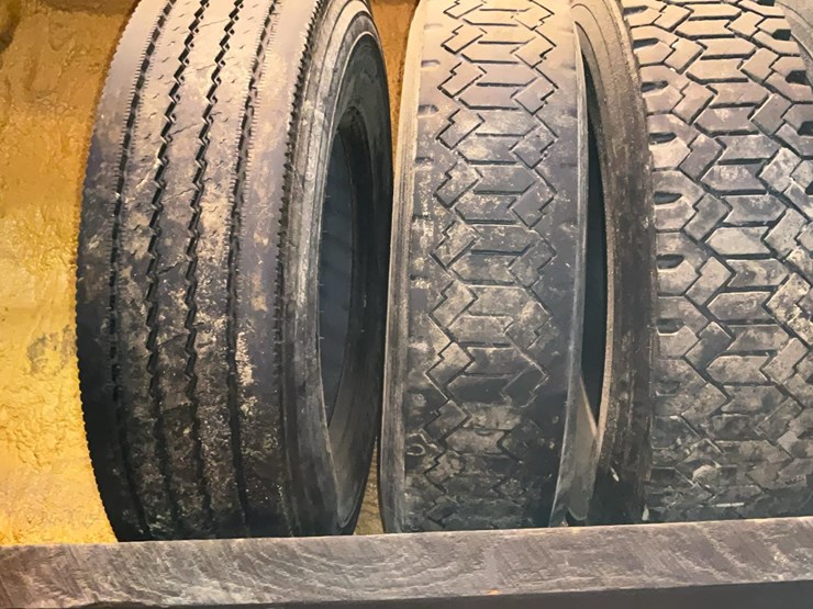 #607-•-truck-tires-image-3