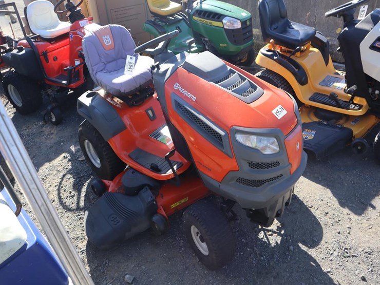 husqvarna-yth25k48-riding-mower-image-1