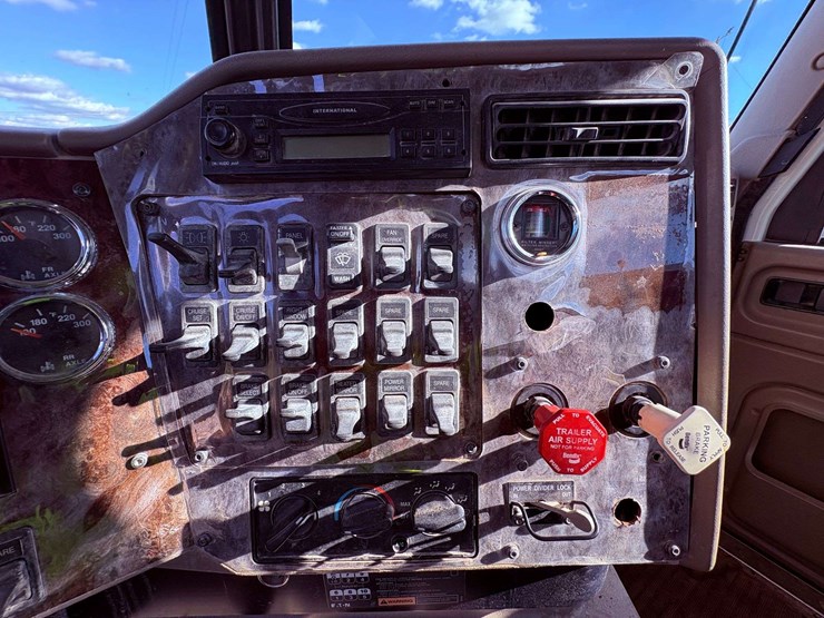 2007-international-paystar-5600i-image-56