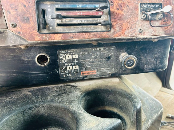 1997-international-paystar-5000-image-91