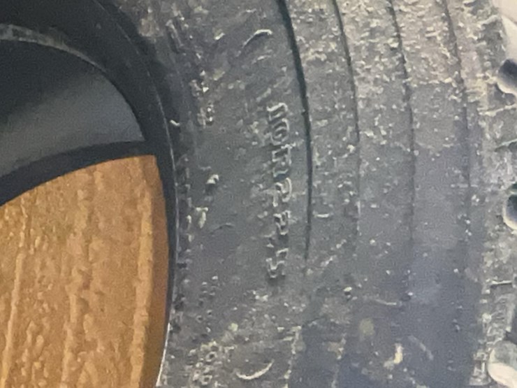 #607-•-truck-tires-image-5