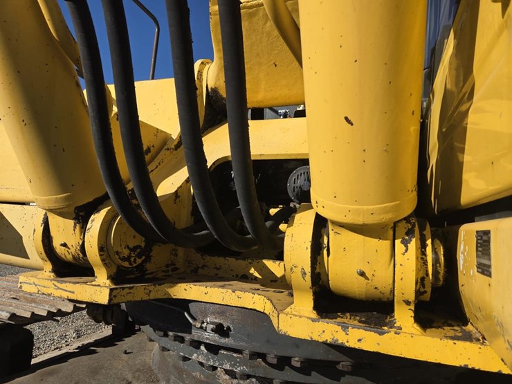 komatsu-pc400-image-24
