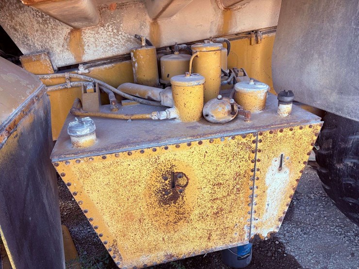 1985-caterpillar-773b-image-19