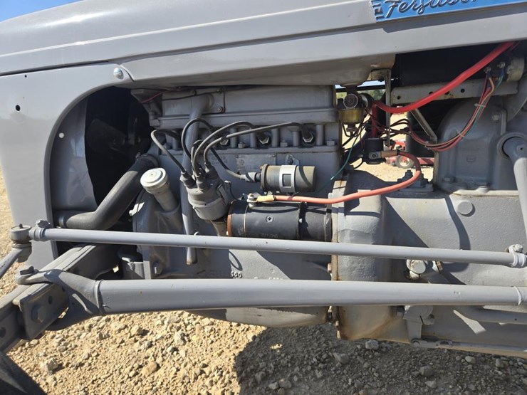 #5849-•-1952-ferguson-30-tractor-image-15