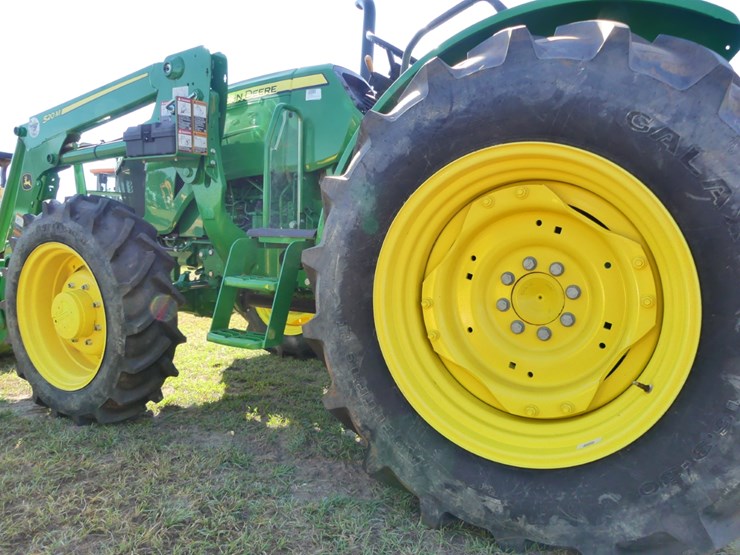 2022-john-deere-5055e-image-8