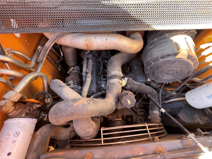 2018-case-tr270-image-12