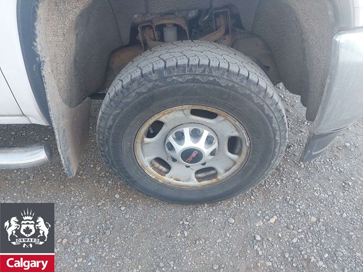 2015-gmc-sierra-2500hd-image-10