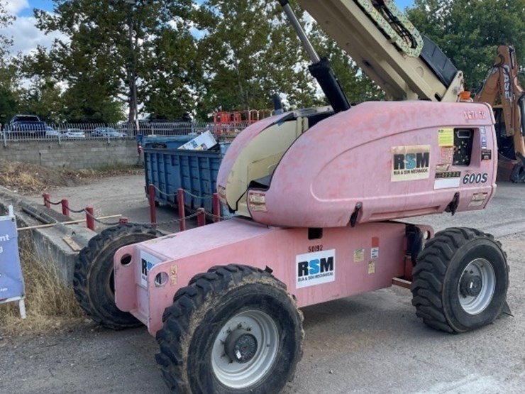 2006-jlg-600s-image-1