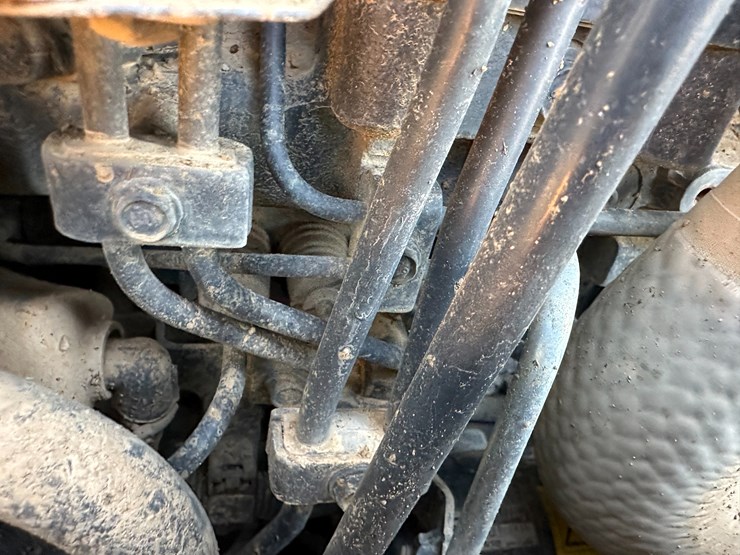 #32837-•-komatsu-39px-crawler-dozer-km10d130kka096648-image-53