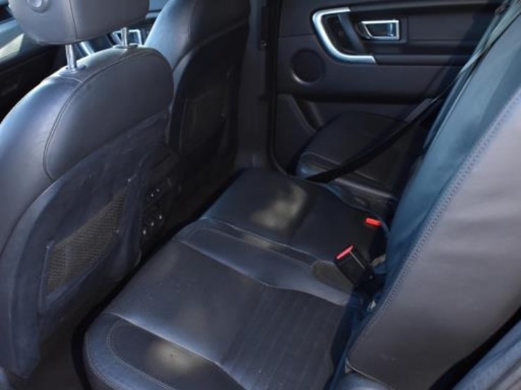 2015-land-rover-discovery-(vin-#-salct2bg4fh544093)-(showing-appx-154,087-m-image-6