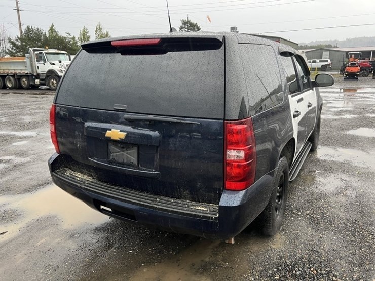 2014-chevrolet-tahoe-image-4