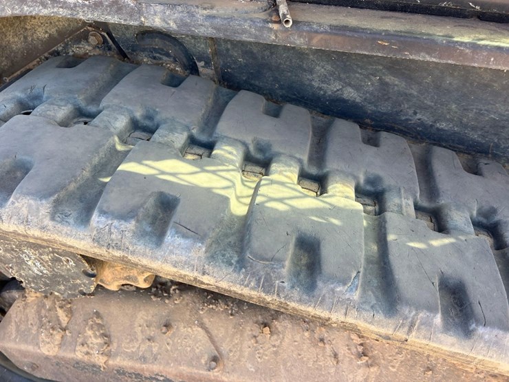 2015-kubota-svl75-2-image-14